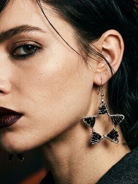 💫3x25 Handmade Wire Wrapped Black Star Earrings Indie Sleaze Drop Hoop